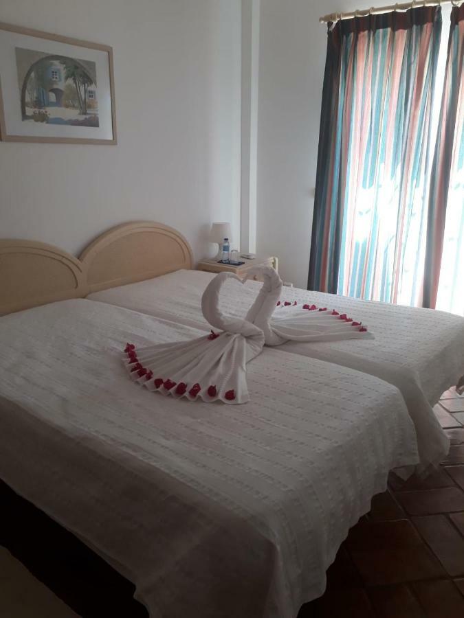 Quinta Da Moura Casa-De-Campo Affittacamere Tavira Esterno foto